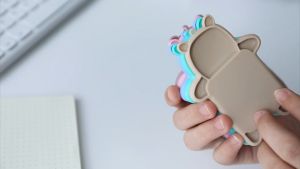 OFM-C325 Kalkulator Mini Motif Beruang 8 Digit Tombol Karet Sekolah Stationary/ Bear Calculator Travel Mini Portable Desain Kartun Beruang