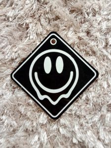 1 buah gantungan kaca mobil hiasan kaca truk bus kecil sisi 9 cm