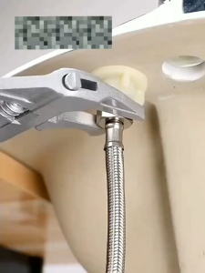 Wrench spanner adjustable / Kunci Inggris Universal Adjustable IFN