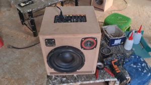 ตู้ลำโพง DIY 8นิ้ว เหล็กปั๊ม แบบง่าย((มีคลิป))เสียงดีมาก ร้องคาราโอเกะฟังเพลง ราคาถูก!