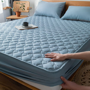 Anti-Slip Dust-Proof Mattress Protector