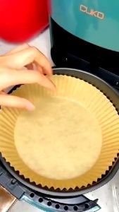 Air Fryer Paper 25 Pcs Anti Lengket 16cm Kertas Alas Airfryer 25pcs Baking Paper Tahan Minyak Sekali Pakai Murah Penggoreng Tahan Panas