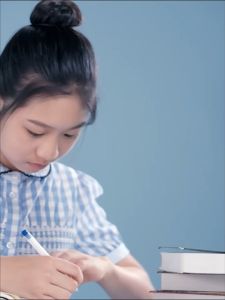 (SS)หมอนยางพาราคอนทัวร์สำหรับเด็ก รองรับสรีระนุ่มสบาย ลดปวดคอ ปลอดภัยไร้สารก่อภูมิแพ้ ยับยั้งแบคทีเรีย