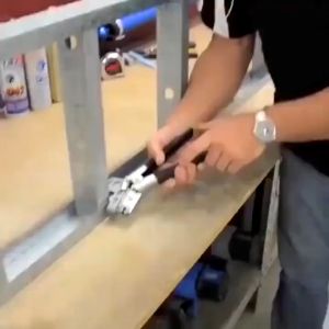 Metal Studs Nailless Crimper Plaster Board Drywall Pliers For Fastening Metal Stud Crimper Non-Slip Stud Plier Sturdy Time Saving Pliers Metal Studs Nailless Crimper