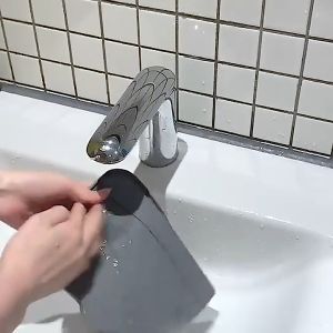 Silicone Kitchen Faucet Sink Splash Guard Countertop Protect Sink Accessories Water Catcher Mat Handle Drip Catcher Tray