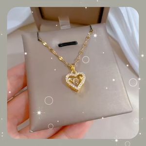 Ladamas Kalung Titanium Liontin Hati Dengan Permata Tengah Bisa Bergerak Berkilau Untuk Harian KT78