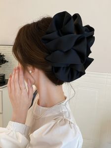 Elegant Black Satin Cloud Bubble Fabric Shark Clip Womens Fashion Hair Accessories Versatile Luxury Hair Grips for All Hair Types