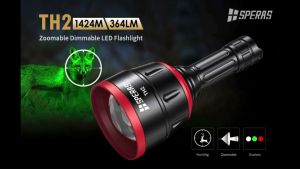 ไฟฉาย SPERAS TH2 Zoomable Tactical Flashlight ให้แสงแบบฟลัดไลท์ หรือปรับซูมรวมแสงแบบสปอตไลท์ ซูมลำแสงได้ แสงพุ่งไกล 1424 เมตร