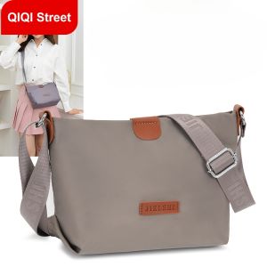 shoulder bag women fashion nylon fabric waterproof casual and versatile daily mom sling messenger bag classic crossbody bag Magnetic closure