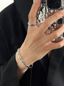 Dark Black Fashionable Mens Bracelet for Women Ins Niche Design Non-Regular Pleated French Style Personalized Jewelry