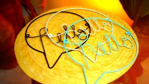 Hiasan Dinding / Gantung Dekorasi Tulisan HELLO DEKORATIVE