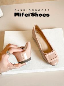MIFEI | Nude Color Sheepskin Elevated Buckle Womens Shoes