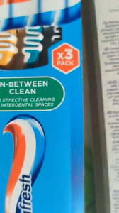 Vỉ 3 bàn chải đánh răng Dr.BEST/Aquafresh ( Hàng Đức)