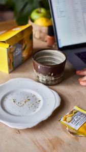 AHMAD TEA LEMON & GINGER HE ALU 20X2G