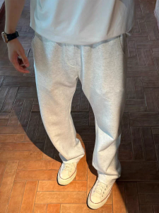 กางเกงวอร์มทรงตรงผู้ชายสไตล์อเมริกัน ทรงหลวม ทรงหลวม กางเกงขายาวทรงตรงสบายๆ ผ้าขนแกะหนา กางเกงขายาวลำลอง