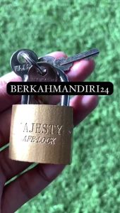 Gembok Kuning Majesty 32 mm