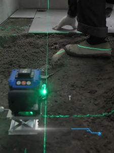 【Ready stock】5 Line 3D 4D Adjustable Laser Level Self-Leveling 360°Rotating Indoor And Outdoor Cross Automatic Measuring Tool Set Auto High Precision Measure Adjustable Width And Brightness  激光水平仪