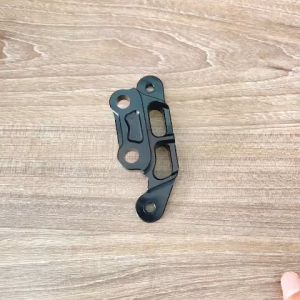 Pát trước Sonic đĩa 295 ( đĩa zin ) xài heo 4 Piston màu đen