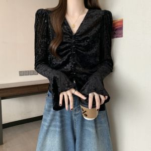 Velvet Long Sleeve V-Neck T-Shirt Womens Autumn plus Size Bell Sleeve Bottoming Shirt Korean Style Loose Fit Regular Length