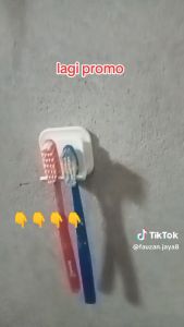 Hook gantungan sikat gigi tempel dinding kamar mandi NEW
