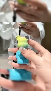 Móc Khóa Kiêm Bật Lửa Hình Gấu Bearbrick Màu Cầu Vồng ( Xài Gas - Lửa Khò 1 Tia)