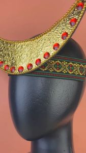 Mahkota Bulan Sabit Adat Kupang Provinsi NTT