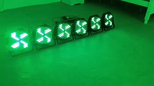 84LED 3in1โคมไฟเวที ไฟพาร์ ไฟปาร์ตี้ ไฟดิสโก้ ไฟเทค ไฟหลากสี ไฟงานเลี้ยง ดิสโก้