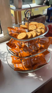 Combo 2 Hộp bánh quy kem dẻo Gooka xuất khẩu Hàn - Cracker Nougat Cà Phê muối Bibica 100g