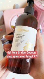 Gel Tắm Bí Đao Cocoon Giúp Giảm Mụn Lưng Winter Melon Shower Chai 310ml