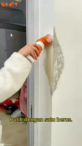 Cat dinding with tool roller for multiple uses of wall repair latex paint for fast drying and safe wall paint additions