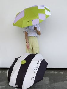 FineThings Black Glue Sunscreen Umbrella Retro Polyester Fiber UV Protection Portable Womens Umbrella Fashion Home Use