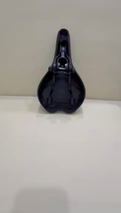 Atlantis Sadel MTB Spider 14x27 cm Hitam - Dewasa 26-27.5 inci - Termasuk Dudukan Rel