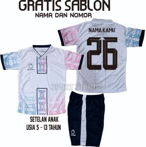 [ GRATIS REQUES CUSTOM SABLON NAMA DAN NOMOR ] Setelan Jersey Bola Anak Baju Jersey Sepak Bola Anak Baju Futsal Anak Laki Laki Pakaian Olahraga Anak Kaos Badminton Volly Takraw Anak Laki Dan Perempuan Usia 5 - 13 Tahun