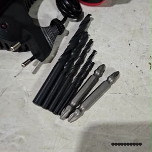 Mesin Bor Impact Baterai 12 Volt Doliz BD636: Mesin Bor dengan Daya Tahan Tinggi