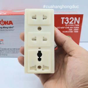 Ổ Cắm Điện 3 Lỗ Gắn Tường Gắn Táp Lô Có Màn Che T32N SOPOKA