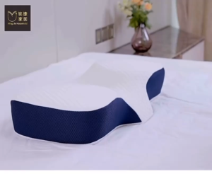 หมอนเมมโมรี่โฟม ทรง contour หมอนเมมโมรี่โฟมที่นุ่มสบาย สามารถวาง Pill pack ไว้ที่ด้านหลังของแกนหมอน รองรับการแบ่งพาร์