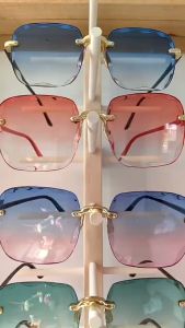 Sunglasses Kacamata Hitam  Oversize Titanium Kotak Wanita Sunglasses New Arrival Import Kacamata Fashion