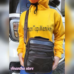 tas Selempang pria kulit 💯% kualitas bagus  bisa cod