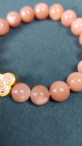 Vòng tay đá Sunstone Mặt Trời size 10 li phối charm cát tường phong cách thời trang sang trọng | Hoa Minh Gem