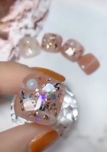 Set 12 hộp nhũ kim tuyến vảy cá khổng tước 12 màu trang trí móng nail