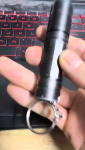 Đèn pin móc khóa đuôi nam châm Camplos đèn pin mini nhỏ gọn pin AA hoặc 14500 công tắc xoay công tắc xoay hợp kim nhôm