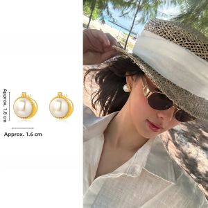CAFFTI | Natural White Mother-of-Pearl Earrings Luxury 2026 New Design