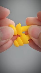 ปลั๊กอุดหู ซิลิโคนมีสาย&กล่อง EC-2001C+BOXB(ลูกค้าจะได้รับ 3 คู่)