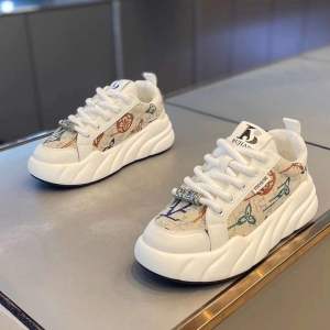 Breathable Mens Casual Shoes Shell Toe Thick Bottom Dad Shoes Fashionable Sports Sneakers Summer Season round Toe PVC Outsole