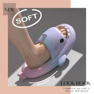 DMshoes ว้าวๆๆๆ รองเท้าแตะปลาฉลาม สวยๆๆๆมาให้น้องๆได้สวมใส่กันแล้ว รีบบบบ เลยค่ะ นุ่มมากกกก ใส่สบายเท้าสุดๆ ยางคุณภาพดี