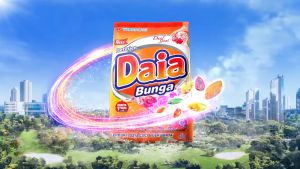 Daia Detergent + Softener 245gr (4pcs) Wangi & Melembutkan Pakaian