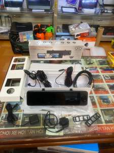 Camera màn hình 10” wifi CarPlay / Andeoid Auto/ AirPlay ốp gương 3 mắt camera ghi hình cho xe ô tô