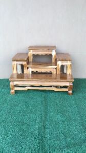 ตัวลูกโต๊ะหมู่บูชา หมู่ 5 หน้า 4 เคลือบสีใสธรรมชาติ ไม้สัก กว้าง 30 ซม. ยาว 40 ซม. สูง 26 ซม.