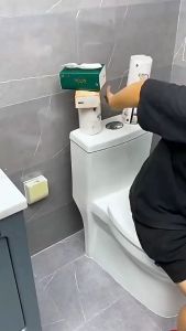 th: "ตะกร้าใส่ทิชชู่ (แบบติดผนัง) วัสดุพลาสติก กล่องใส่ทิชชู่ ใส่ทิชชู่ได้ทุปกระเภท อเนกประสงค์