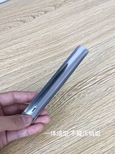 Alat Pembersih Remah Untuk Server Stainless Steel